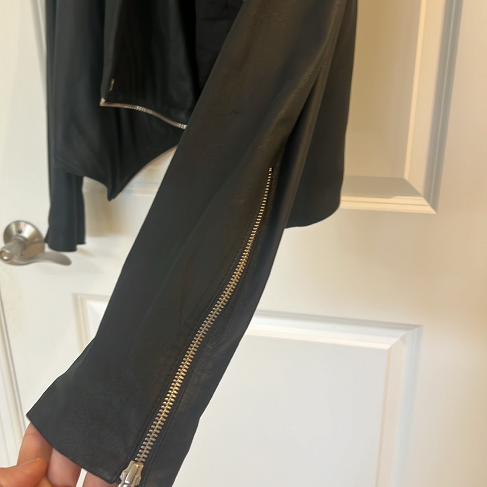Helmet lang jacket - Picture 3 of 6